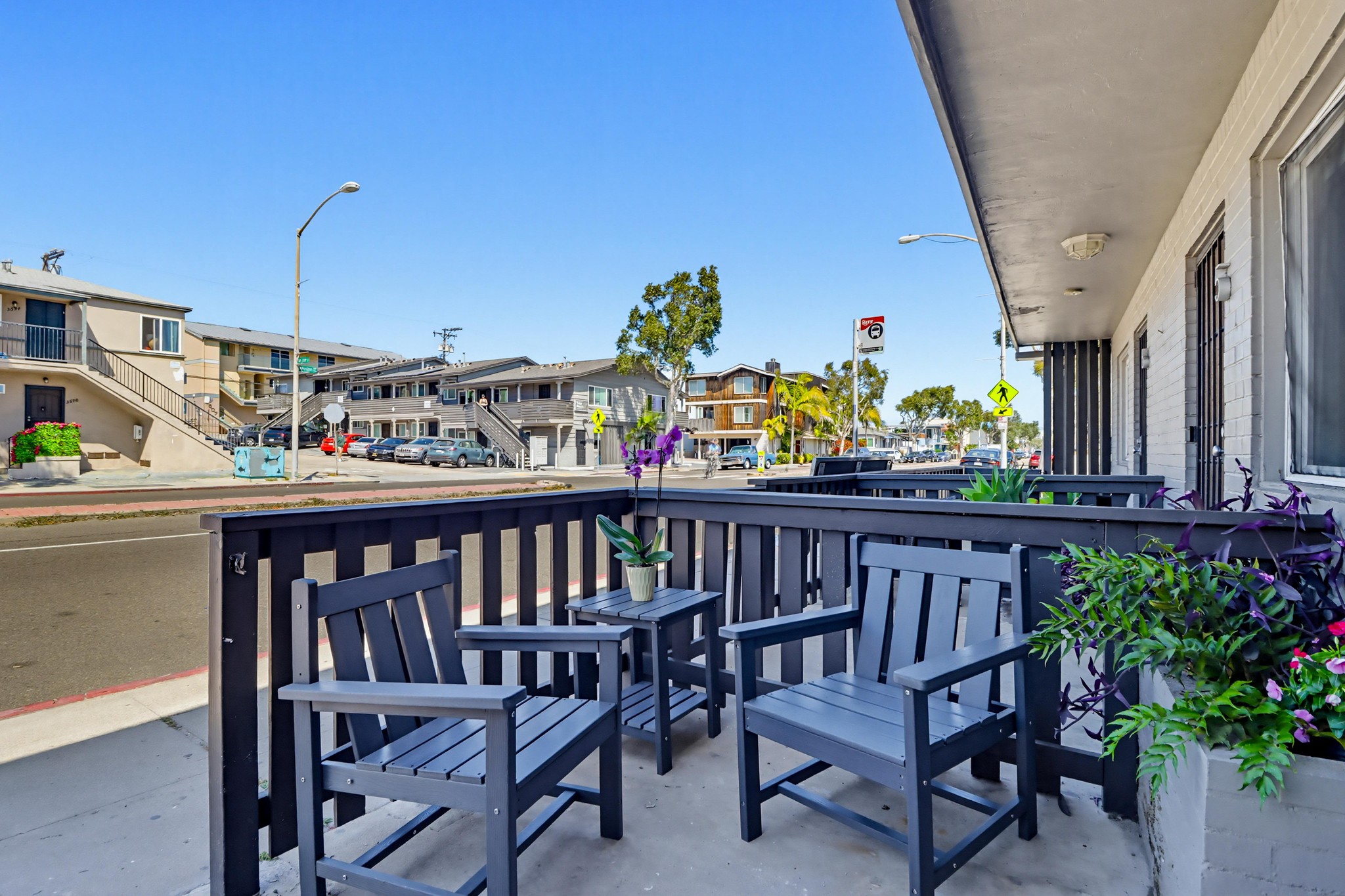 Virtual tour photo 5 of 26 for 3599 Mission Blvd #4