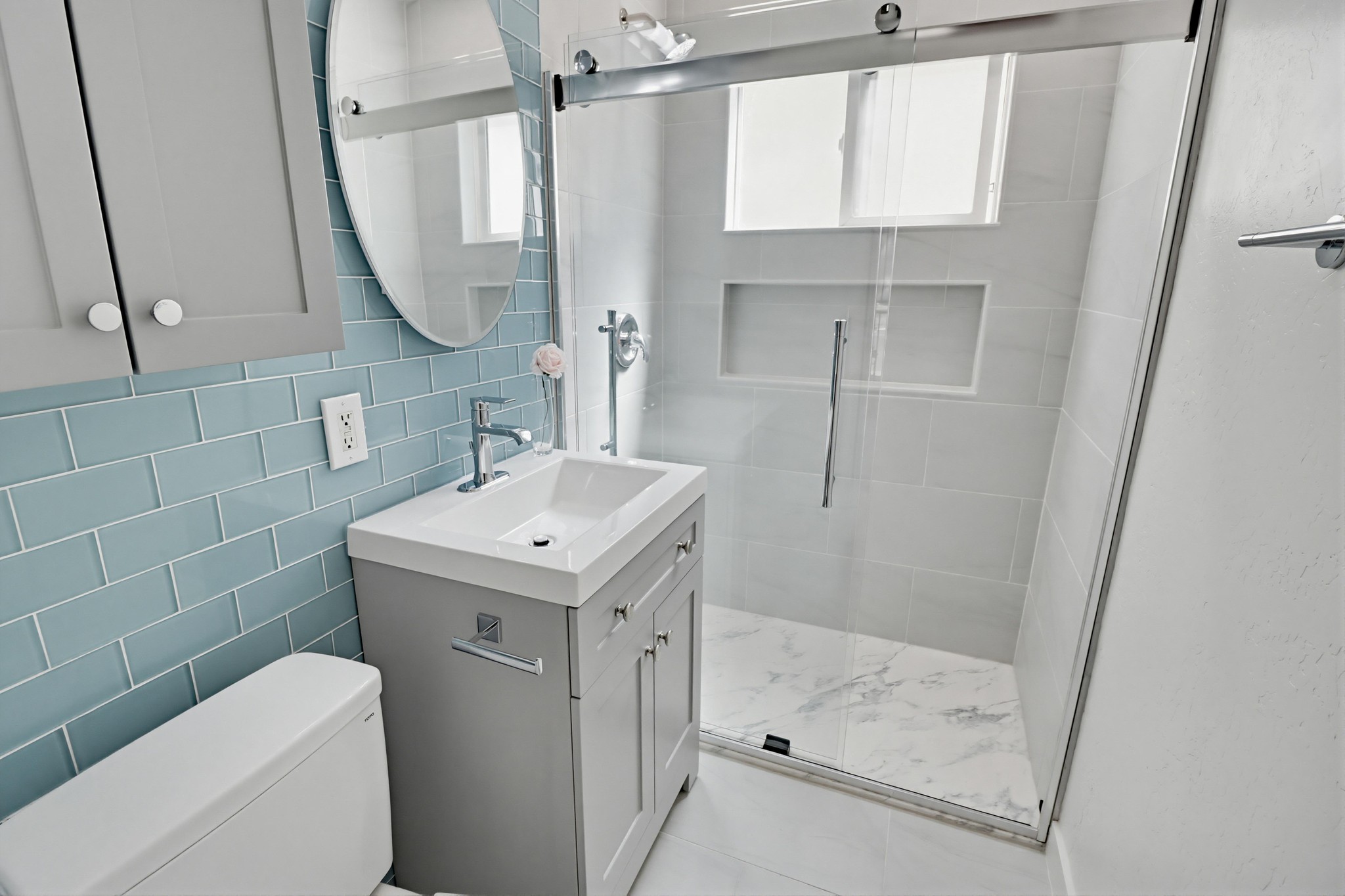 Virtual tour photo 19 of 26 for 3599 Mission Blvd #4