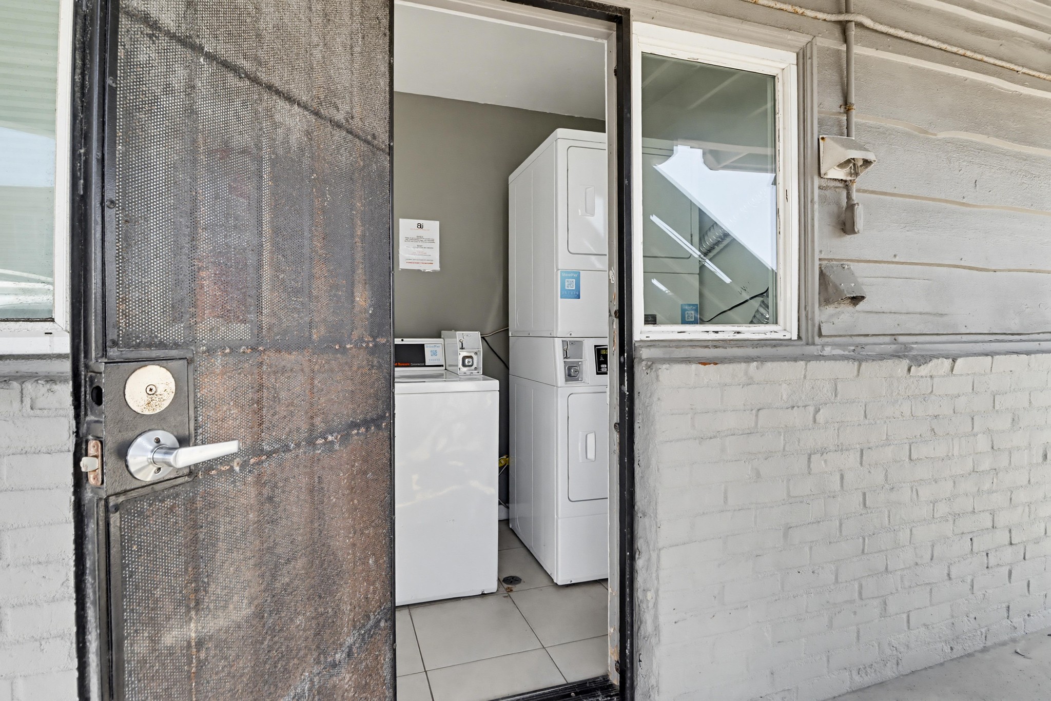 Virtual tour photo 22 of 26 for 3599 Mission Blvd #4