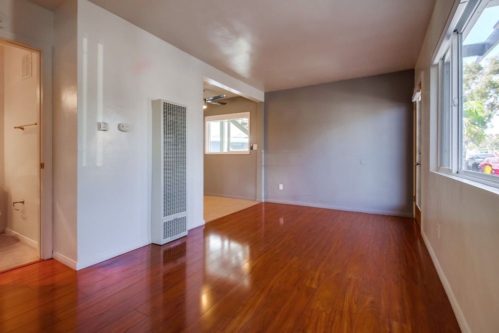 Virtual tour photo 7 of 22 for 3600 Mission Blvd #1