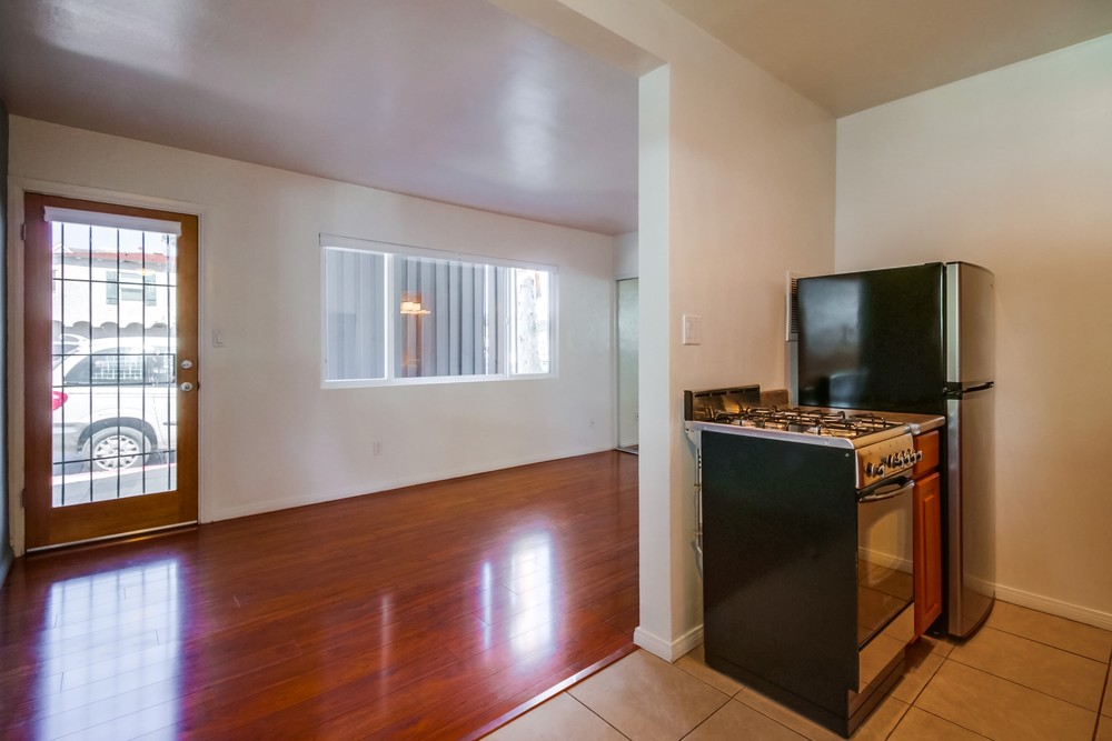 Virtual tour photo 12 of 22 for 3600 Mission Blvd #1