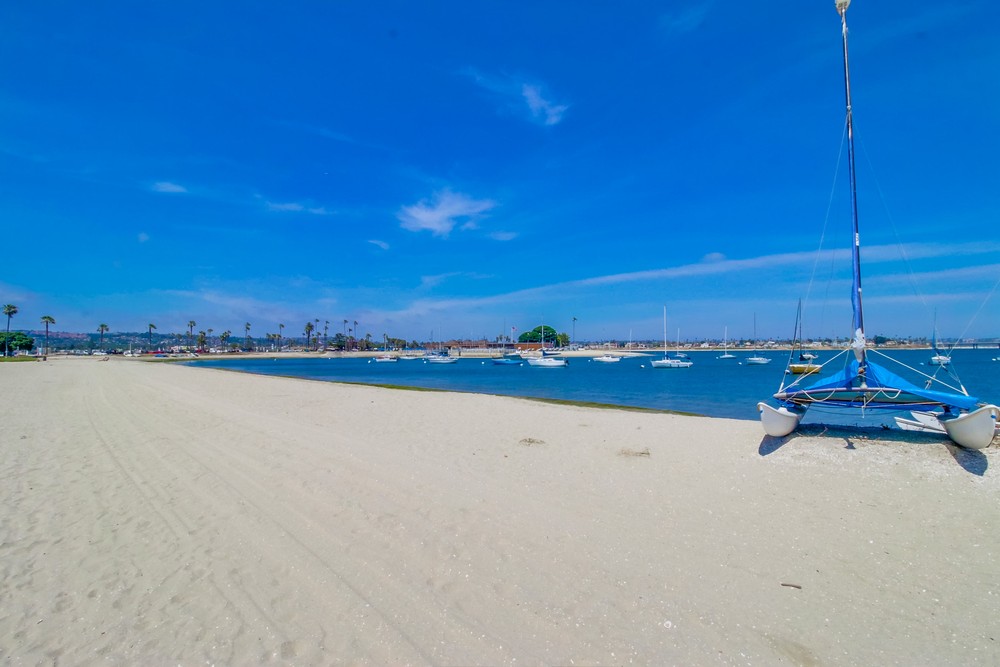 Virtual tour photo 15 of 22 for 3600 Mission Blvd #1
