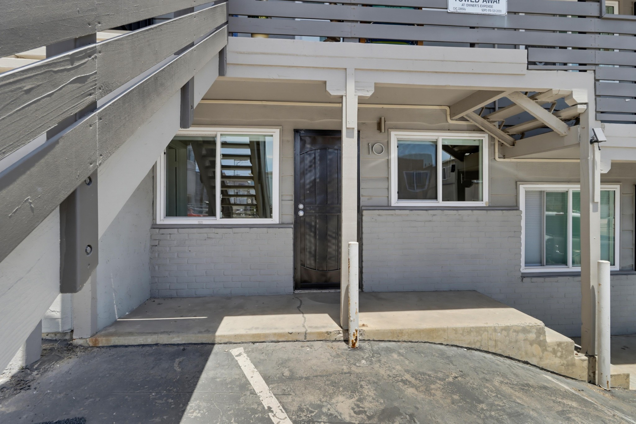 Virtual tour photo 4 of 39 for 3600 Mission Blvd #10
