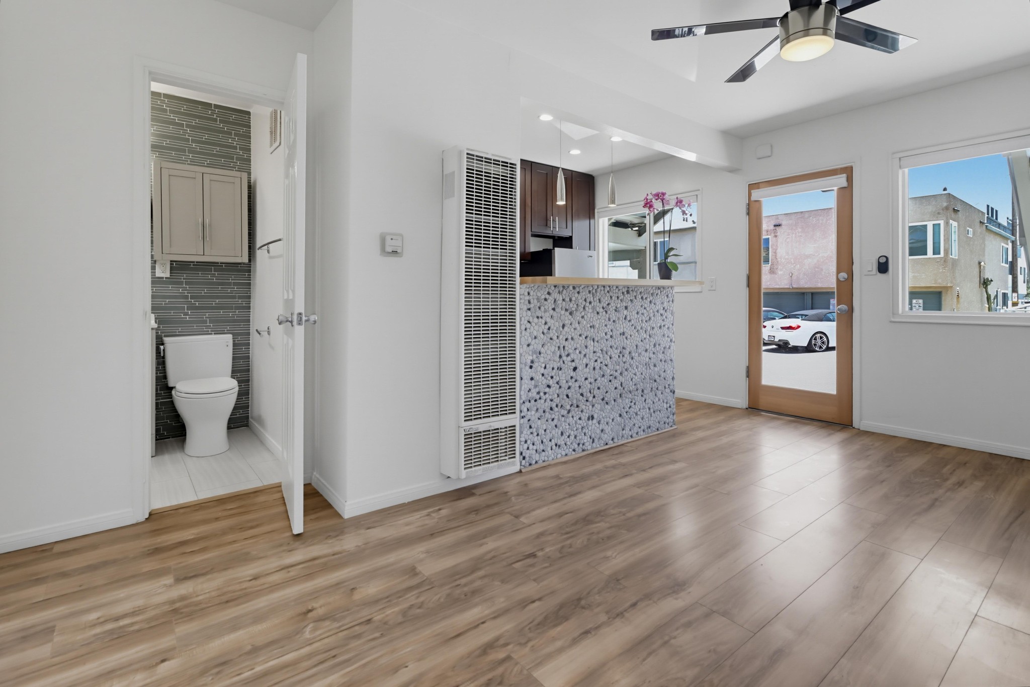 Virtual tour photo 10 of 39 for 3600 Mission Blvd #10