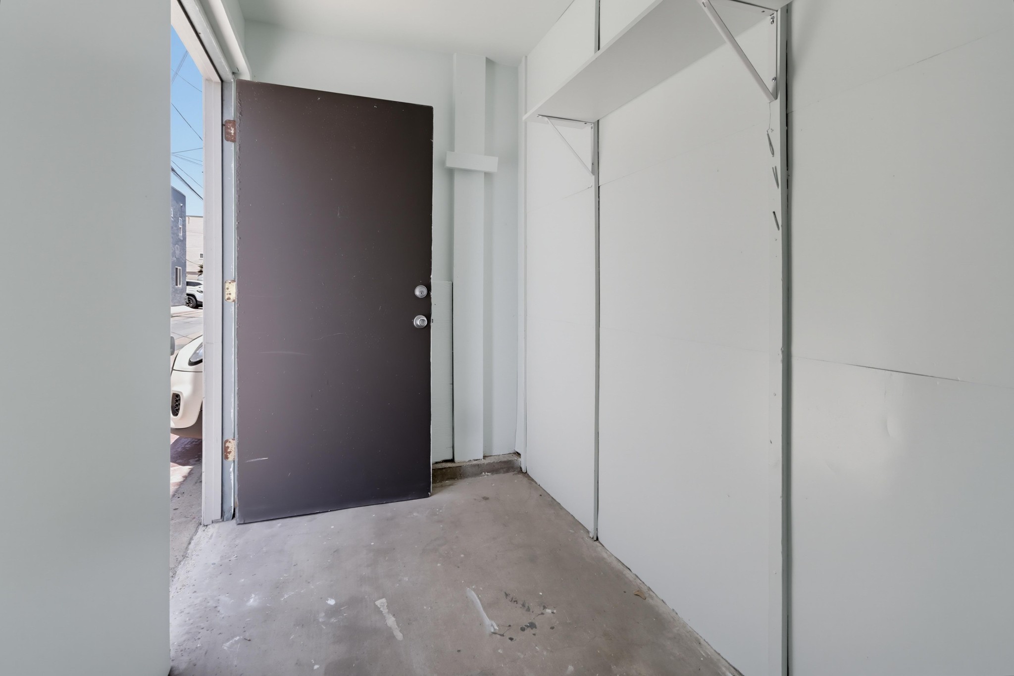 Virtual tour photo 30 of 39 for 3600 Mission Blvd #10