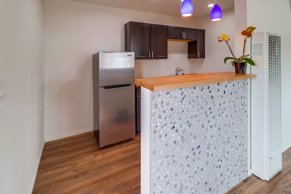 Virtual tour photo 11 of 24 for 3600 Mission Blvd #16
