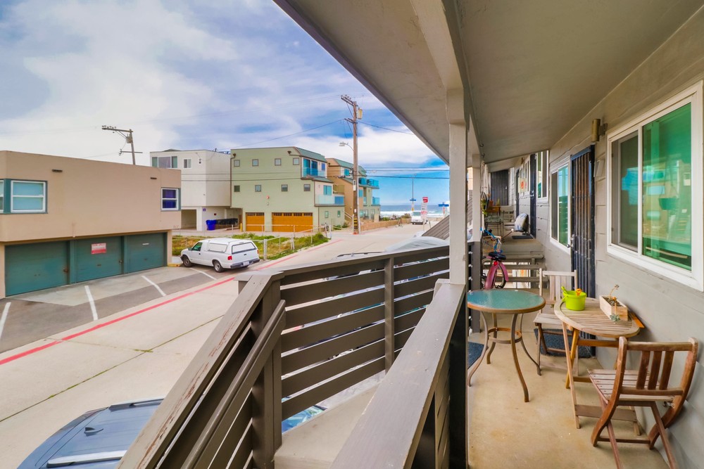 Virtual tour photo 18 of 24 for 3600 Mission Blvd #16