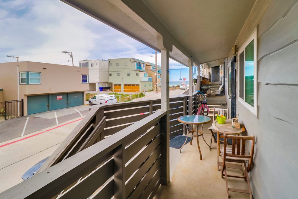 Virtual tour photo 19 of 24 for 3600 Mission Blvd #16