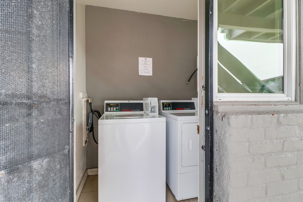 Virtual tour photo 22 of 24 for 3600 Mission Blvd #16