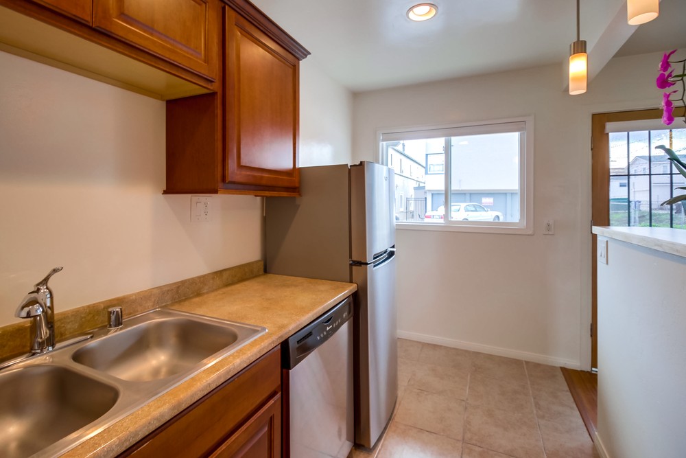 Virtual tour photo 14 of 19 for 3600 Mission Blvd #9