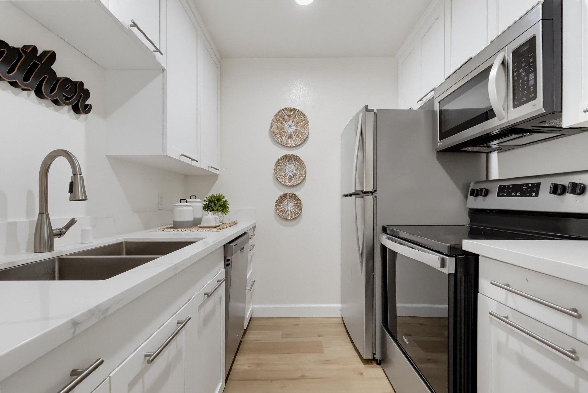 Virtual tour photo 16 of 50 for 3601 W Hidden Ln