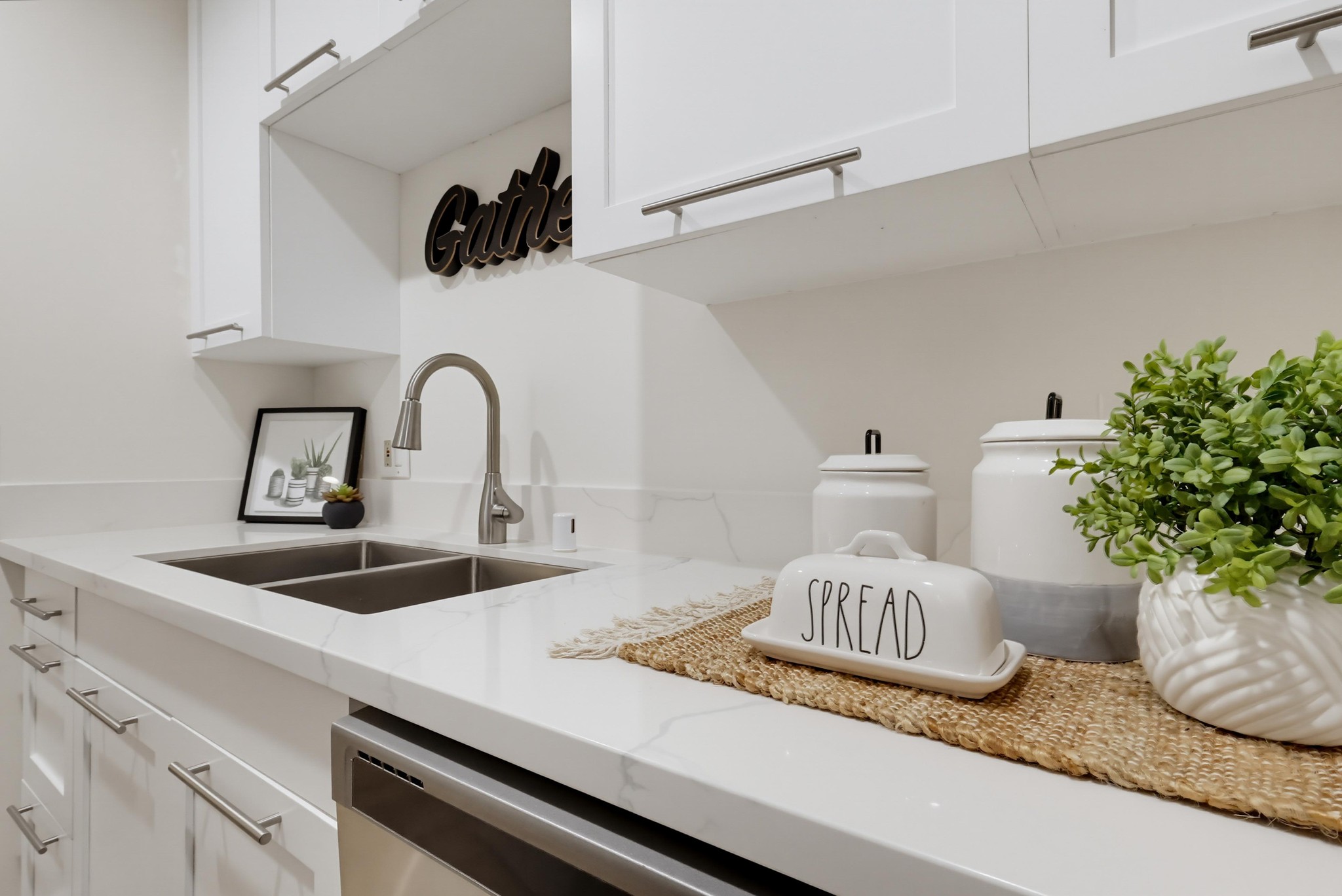 Virtual tour photo 22 of 50 for 3601 W Hidden Ln