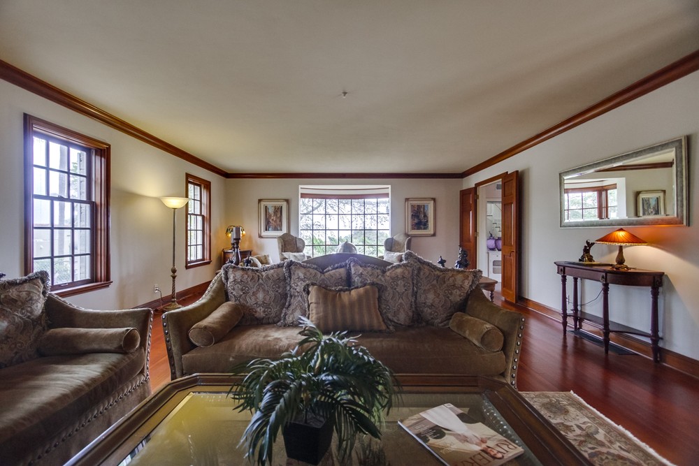 Virtual tour photo 10 of 15 for 3604 Curtis St