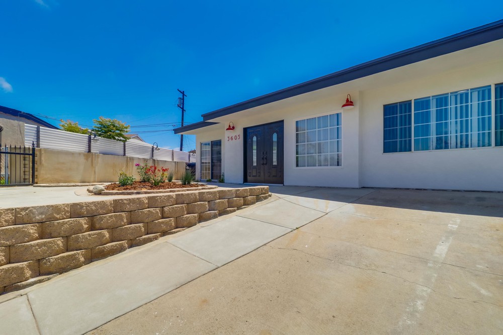 Virtual tour photo 7 of 53 for 3605 Florence St