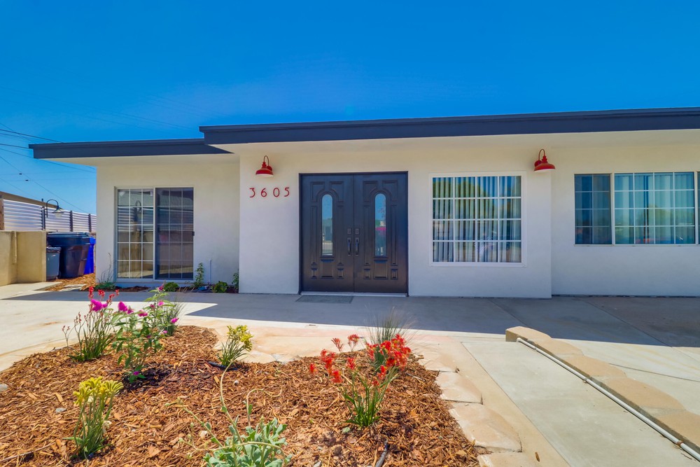 Virtual tour photo 8 of 53 for 3605 Florence St