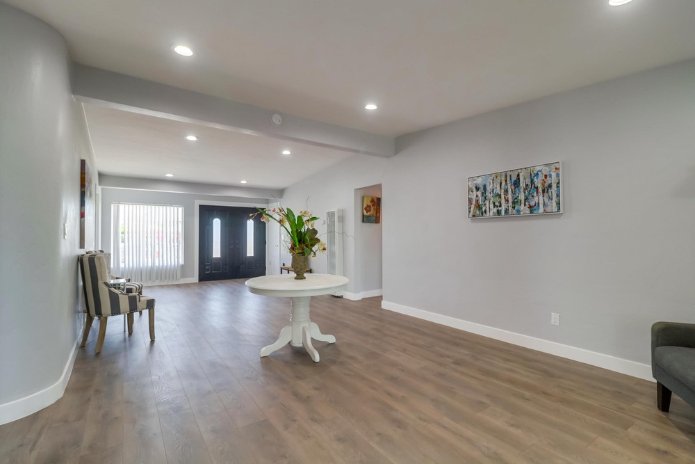 Virtual tour photo 14 of 53 for 3605 Florence St