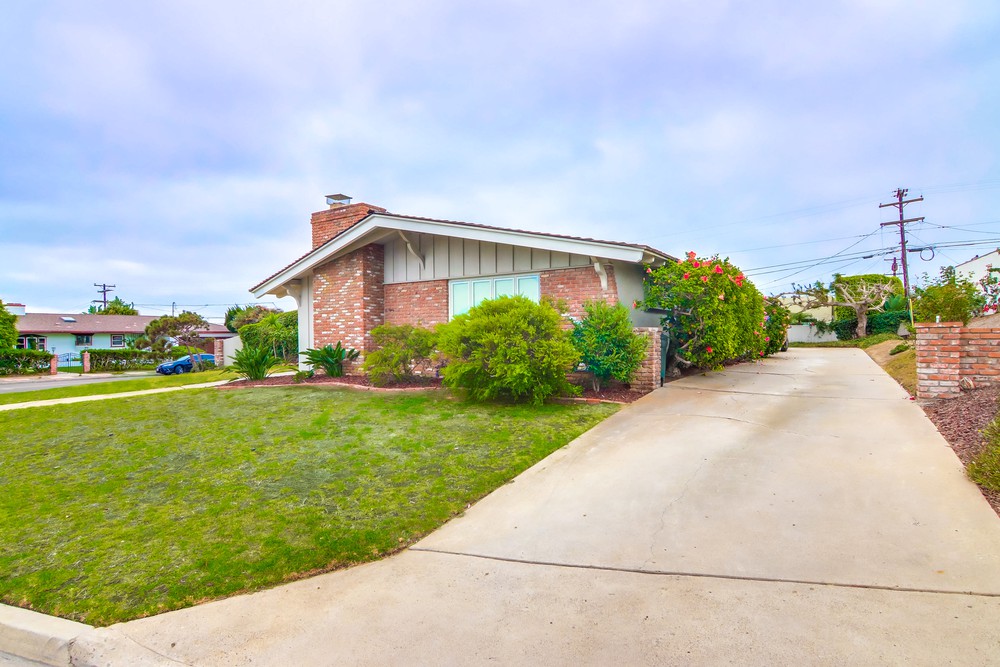 Virtual tour photo 4 of 75 for 3605 Liggett Dr