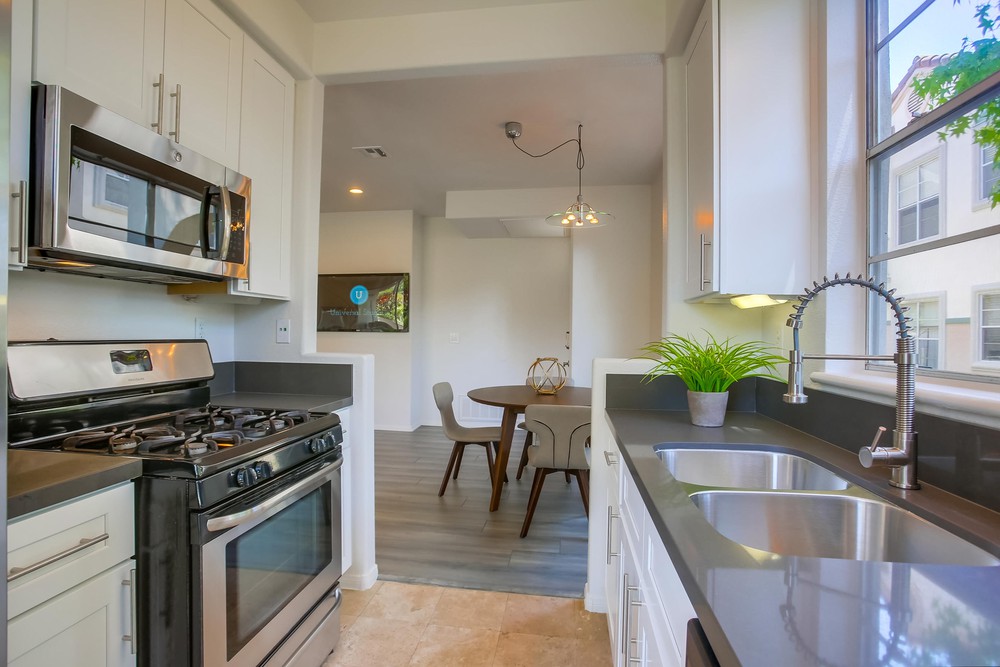 Virtual tour photo 17 of 32 for 3606 Bernwood Pl UNIT 9