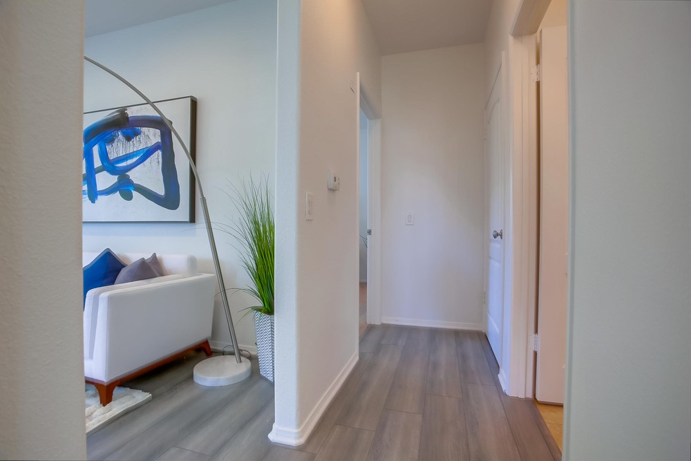 Virtual tour photo 19 of 32 for 3606 Bernwood Pl UNIT 9