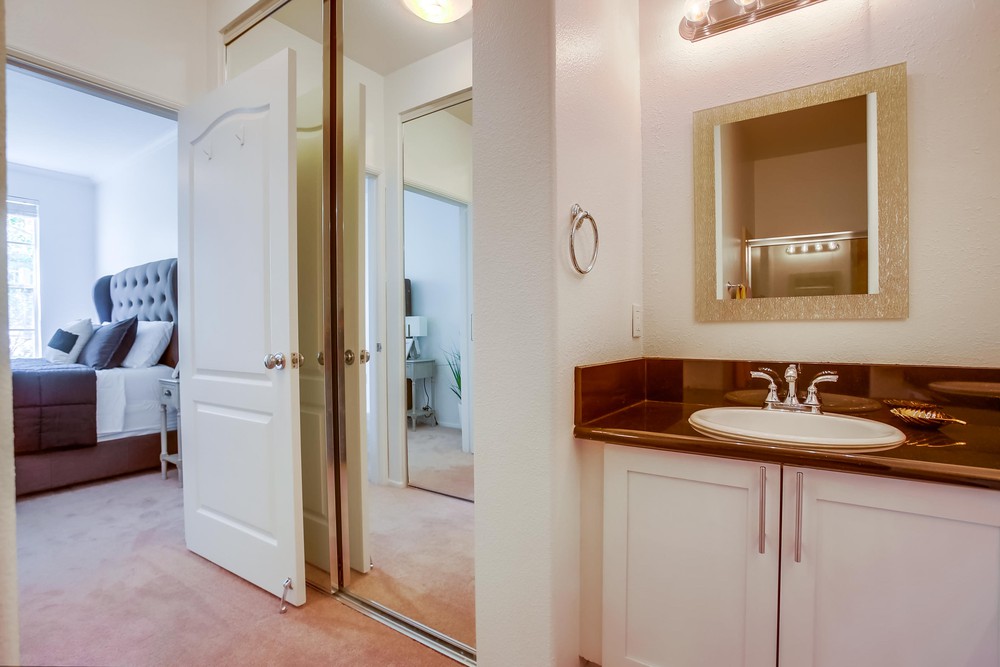 Virtual tour photo 27 of 32 for 3606 Bernwood Pl UNIT 9