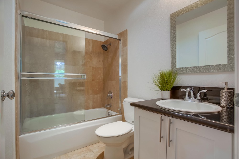 Virtual tour photo 30 of 32 for 3606 Bernwood Pl UNIT 9