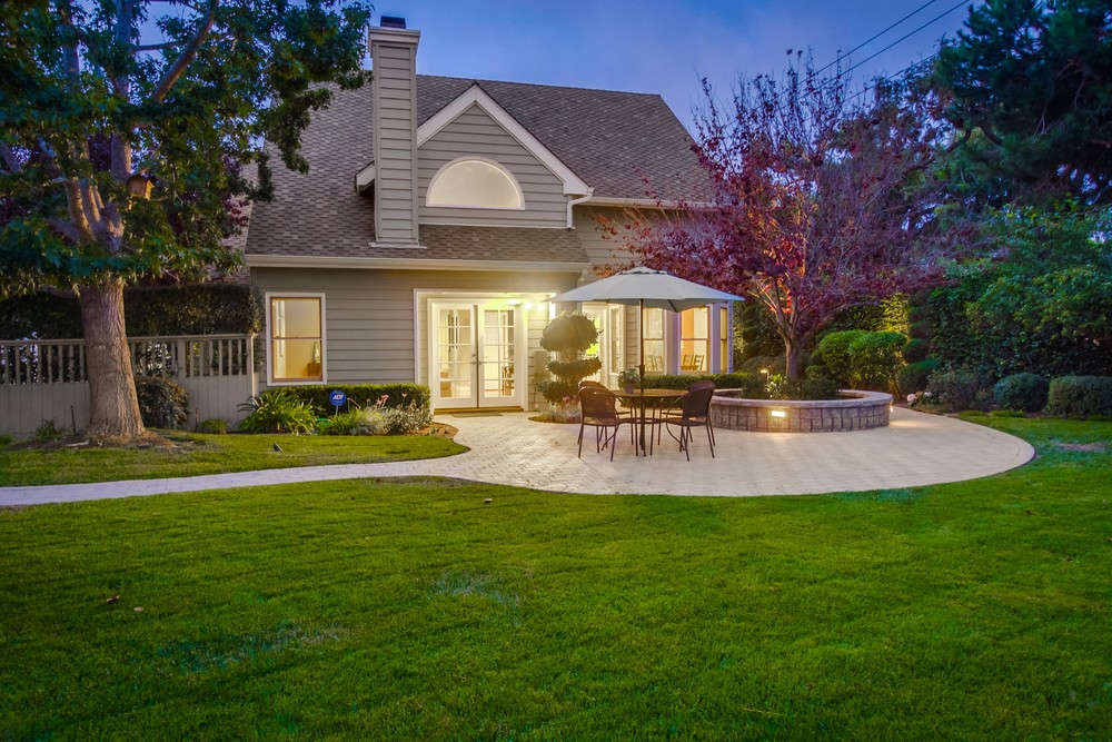 Virtual tour photo 10 of 95 for 3606 Rosecroft Ln