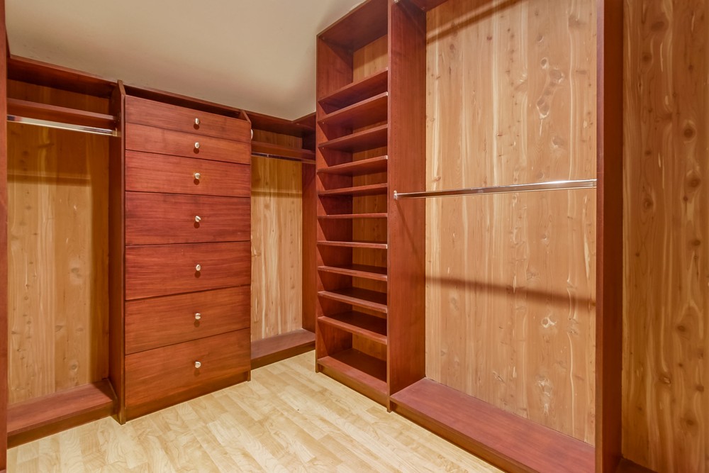 Virtual tour photo 61 of 95 for 3606 Rosecroft Ln