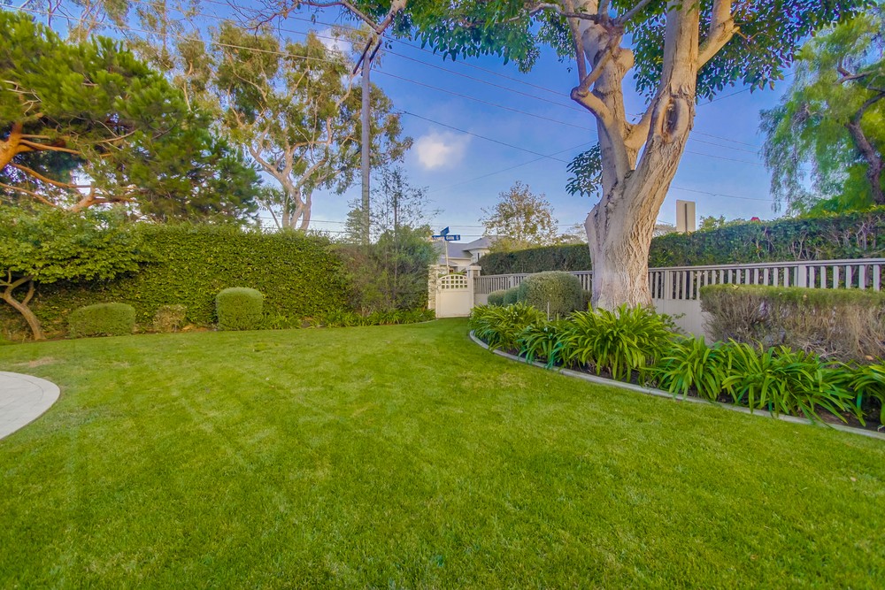Virtual tour photo 87 of 95 for 3606 Rosecroft Ln
