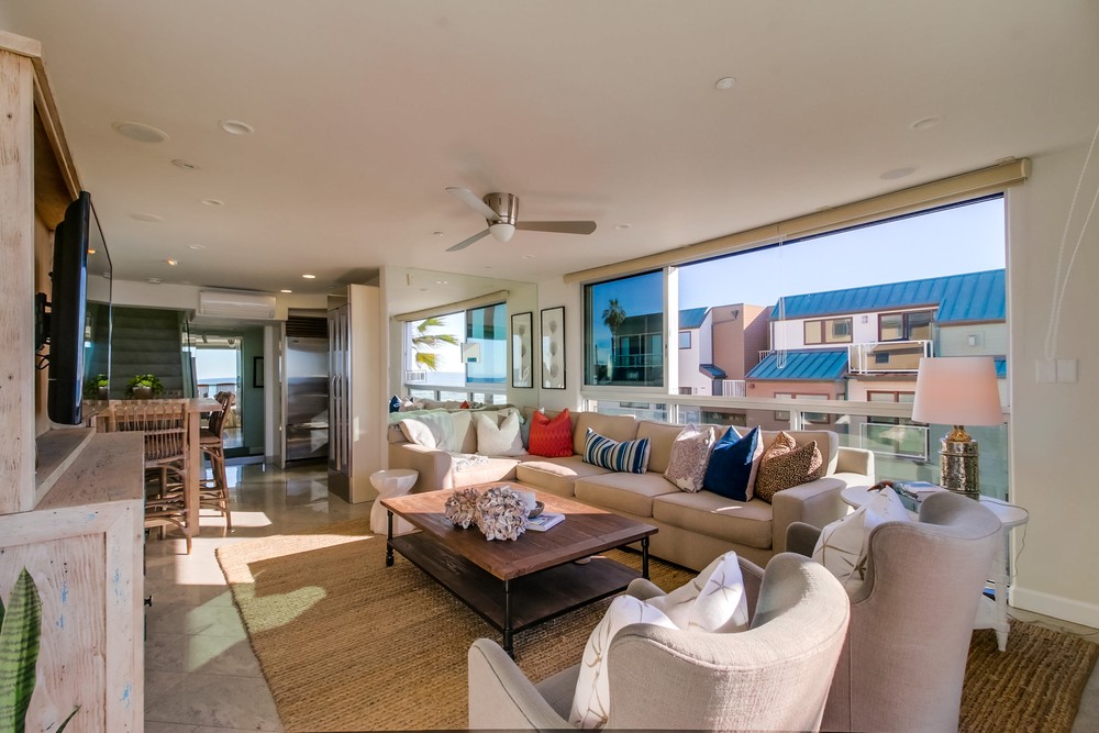 Virtual tour photo 4 of 49 for 3607 Ocean Front Walk