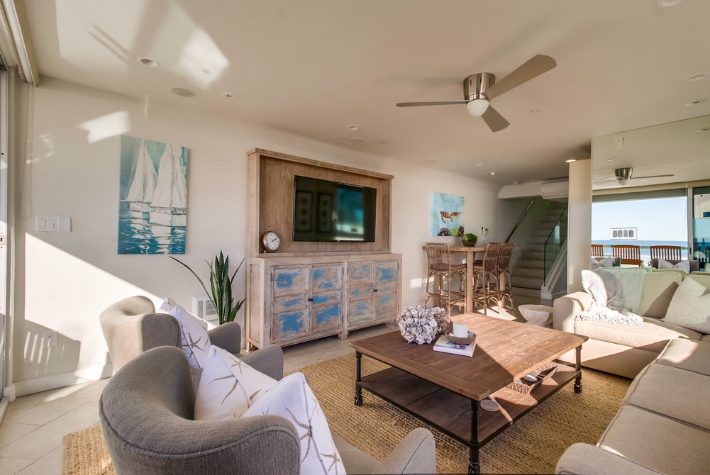 Virtual tour photo 5 of 49 for 3607 Ocean Front Walk