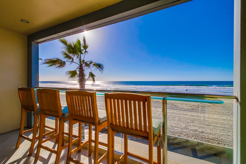 Virtual tour photo 14 of 49 for 3607 Ocean Front Walk