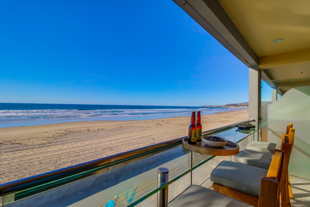 Virtual tour photo 15 of 49 for 3607 Ocean Front Walk