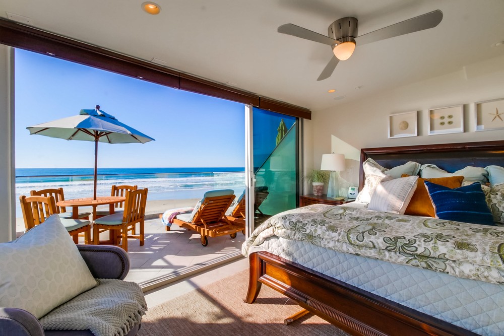Virtual tour photo 20 of 49 for 3607 Ocean Front Walk
