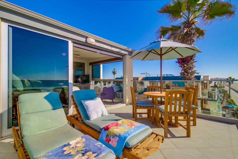 Virtual tour photo 28 of 49 for 3607 Ocean Front Walk