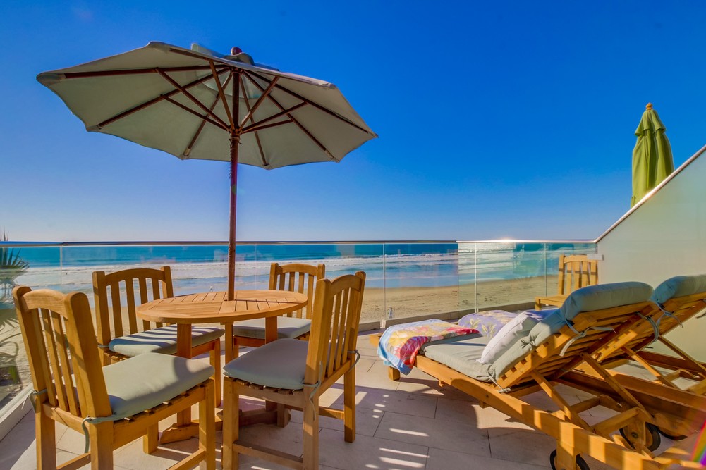 Virtual tour photo 30 of 49 for 3607 Ocean Front Walk