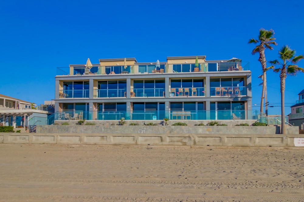 Virtual tour photo 46 of 49 for 3607 Ocean Front Walk