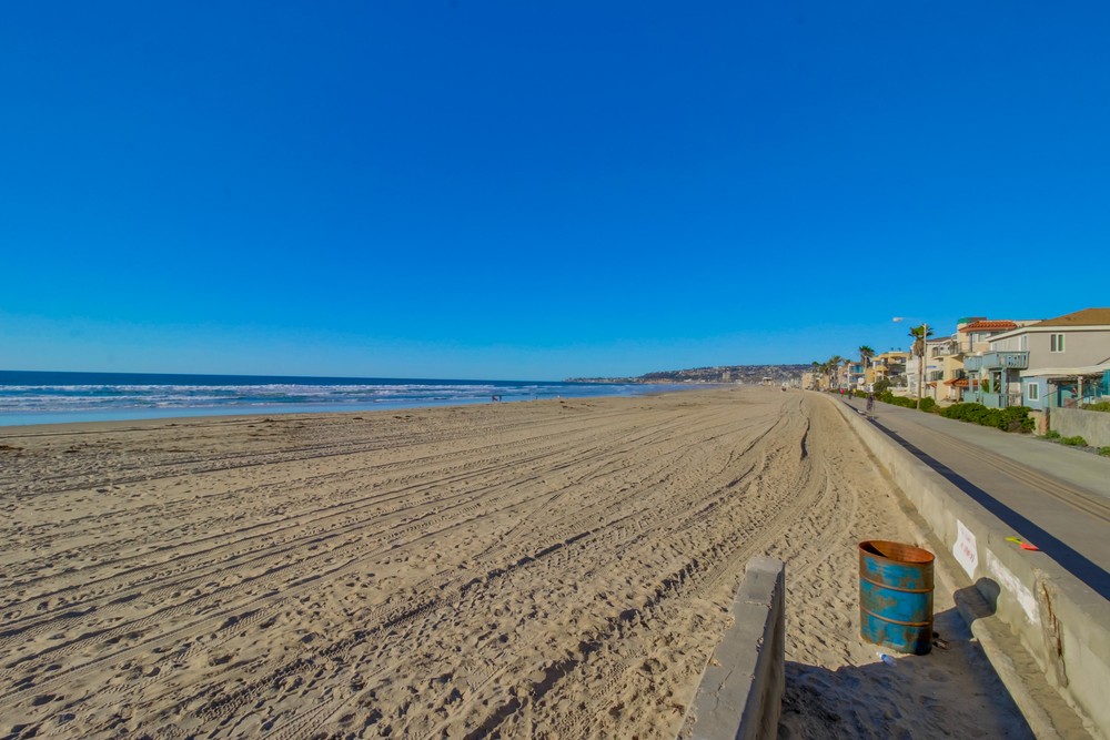 Virtual tour photo 47 of 49 for 3607 Ocean Front Walk