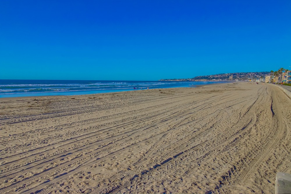 Virtual tour photo 48 of 49 for 3607 Ocean Front Walk