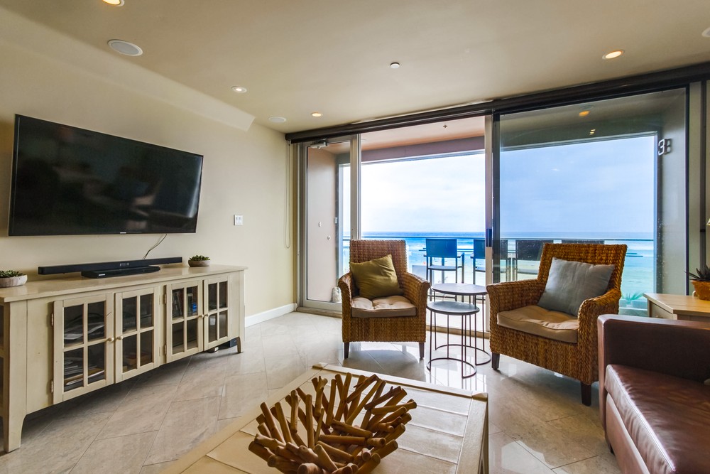 Virtual tour photo 1 of 42 for 3607 Ocean Front Walk #3