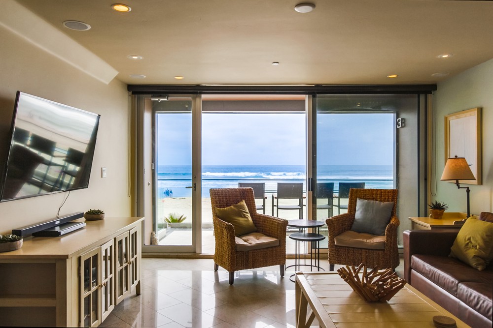 Virtual tour photo 5 of 42 for 3607 Ocean Front Walk #3