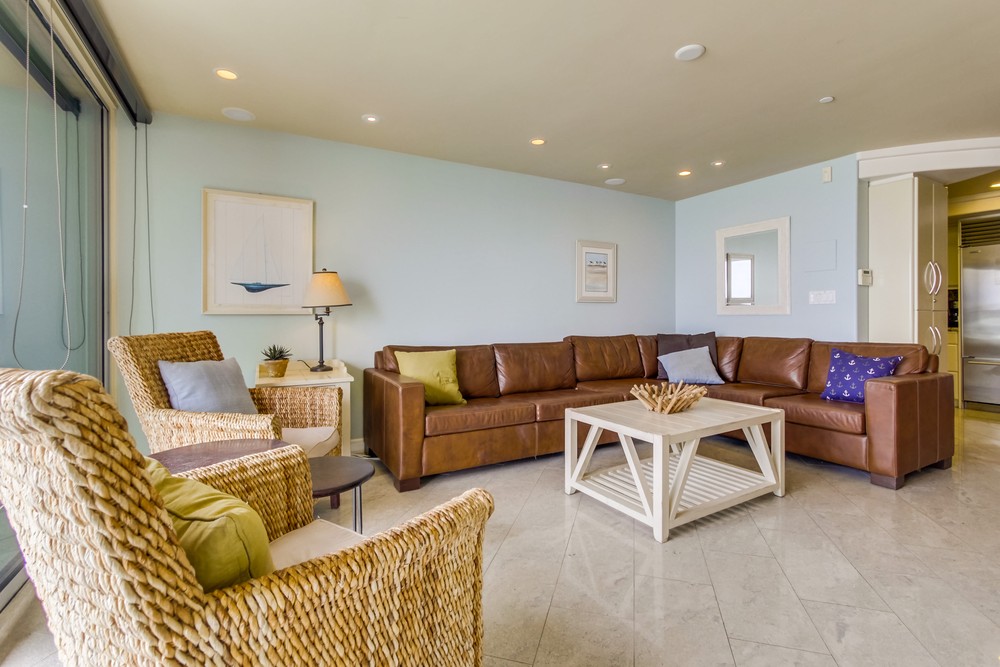 Virtual tour photo 6 of 42 for 3607 Ocean Front Walk #3