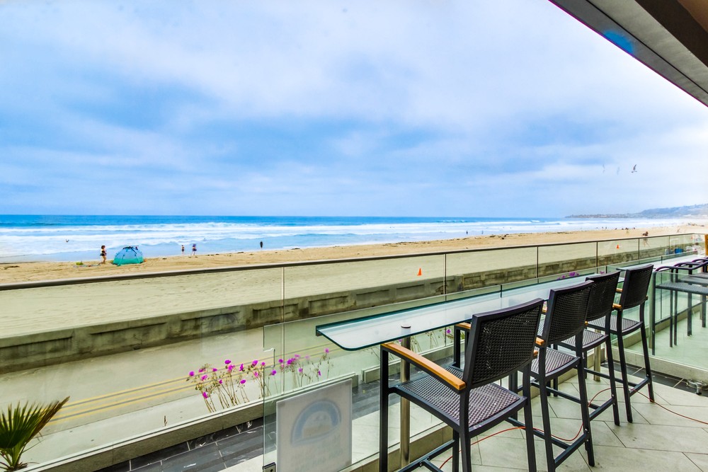 Virtual tour photo 20 of 42 for 3607 Ocean Front Walk #3