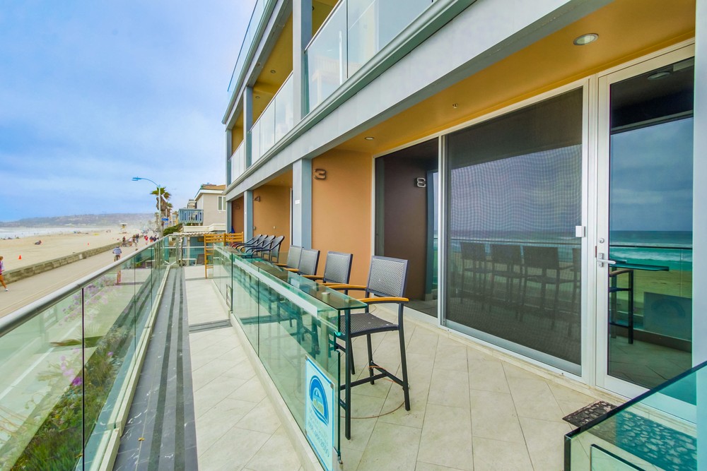 Virtual tour photo 21 of 42 for 3607 Ocean Front Walk #3