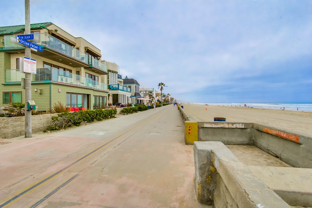 Virtual tour photo 39 of 42 for 3607 Ocean Front Walk #3
