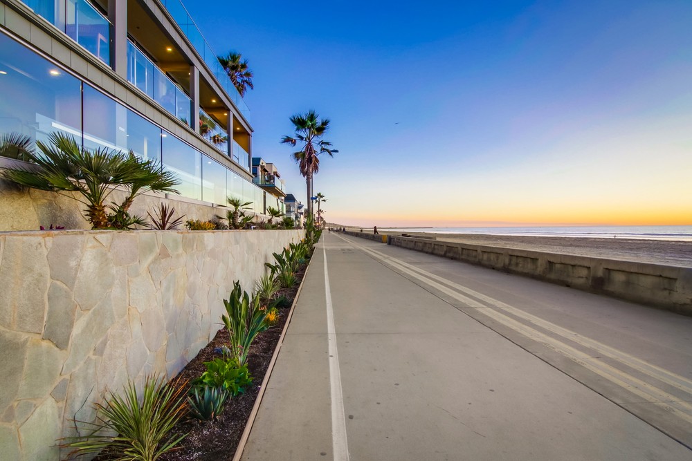 Virtual tour photo 10 of 95 for 3607 Ocean Front Walk