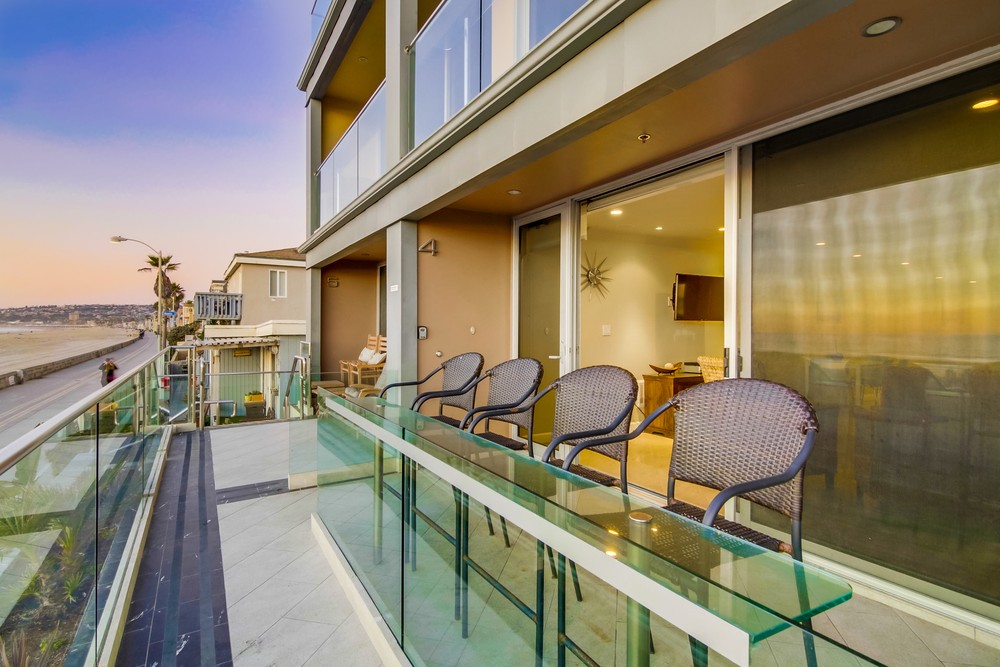 Virtual tour photo 16 of 95 for 3607 Ocean Front Walk