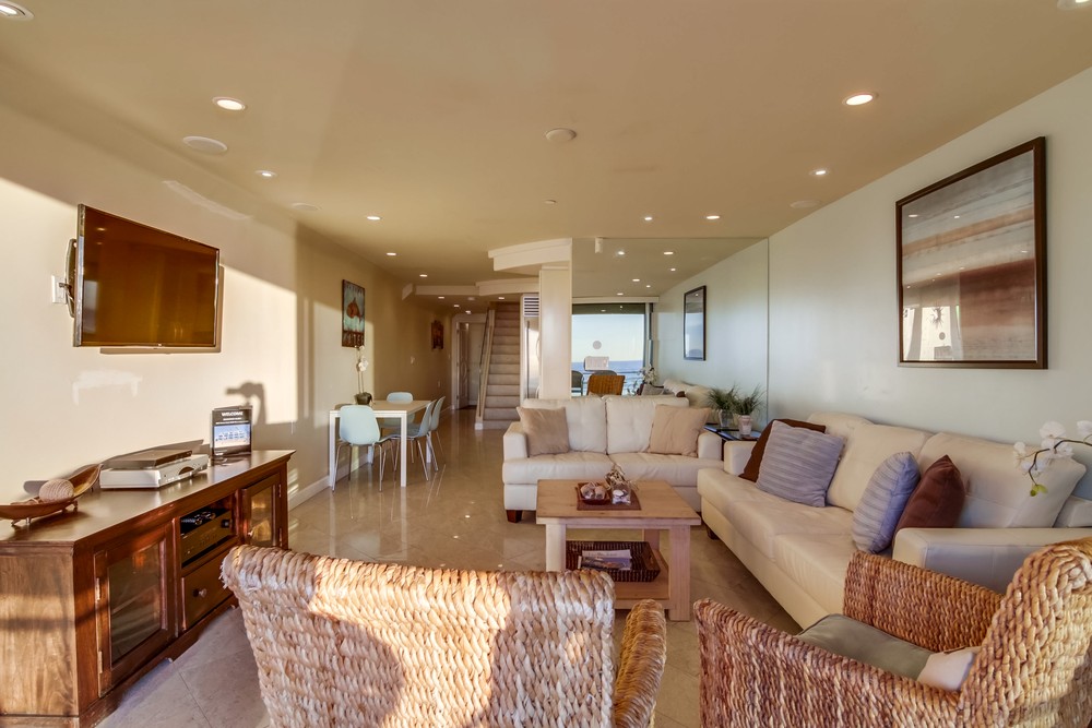 Virtual tour photo 26 of 95 for 3607 Ocean Front Walk
