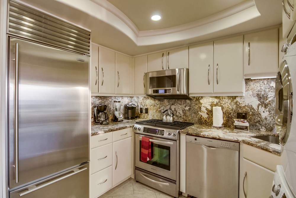 Virtual tour photo 37 of 95 for 3607 Ocean Front Walk
