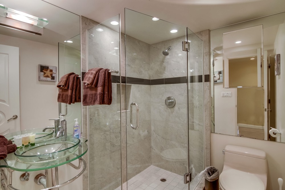 Virtual tour photo 40 of 95 for 3607 Ocean Front Walk