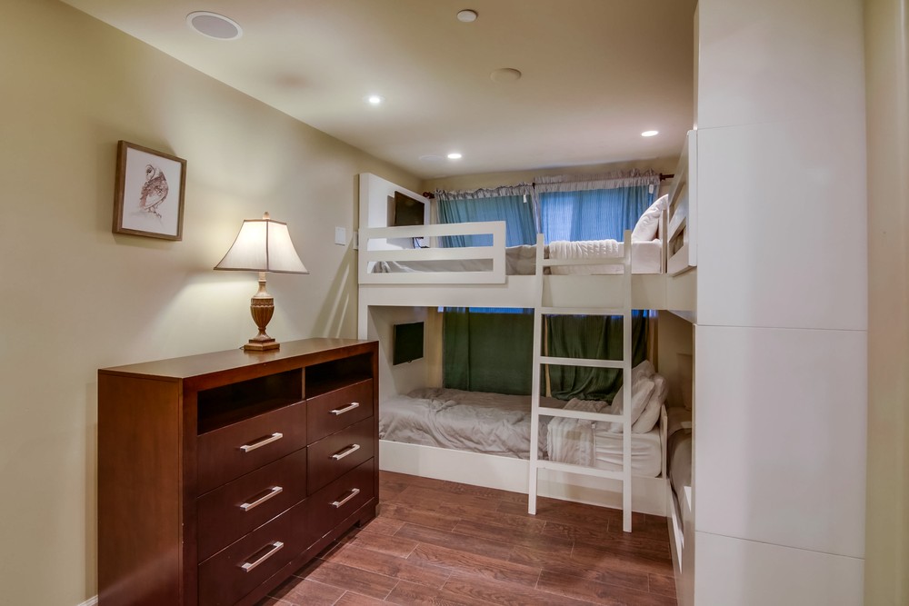 Virtual tour photo 47 of 95 for 3607 Ocean Front Walk
